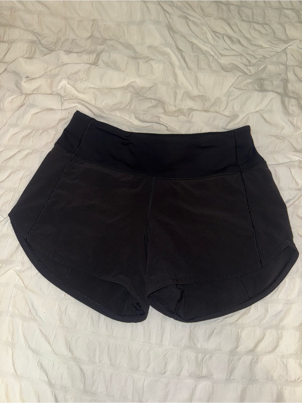 Lululemon Speed Up Shorts 2.5